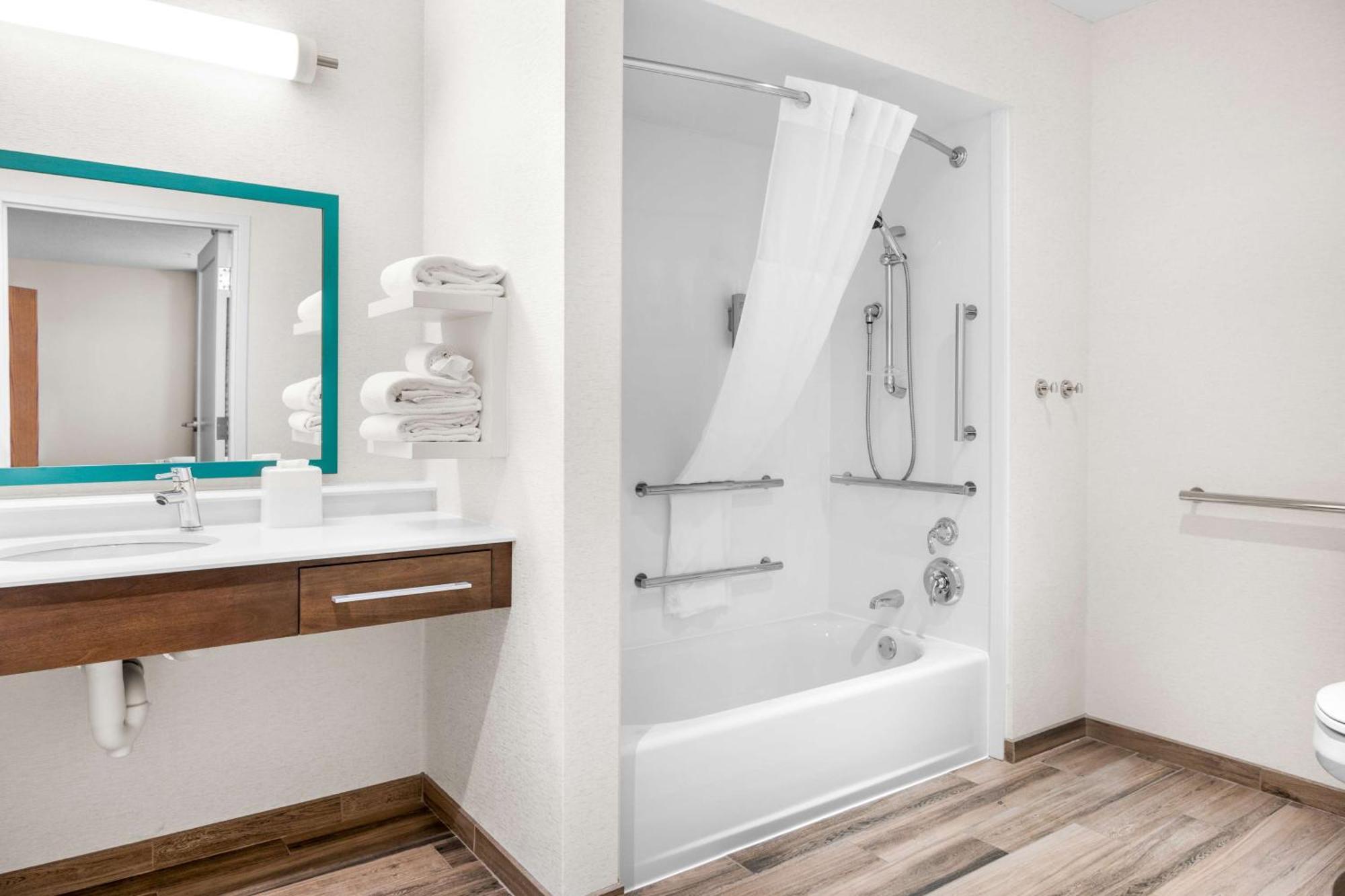 Hampton Inn Grand Rapids/North Walker Ngoại thất bức ảnh